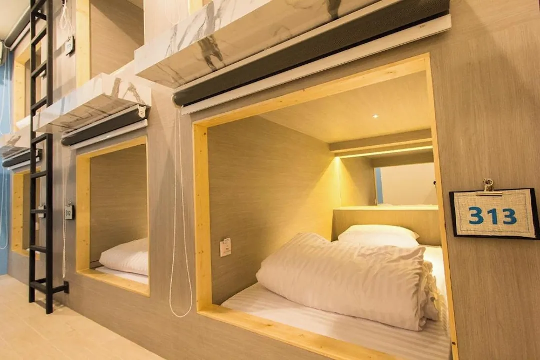 Lazy Sunday Hostel-Capsule Bed in Female Dormitory Room (Lower Bed)-2