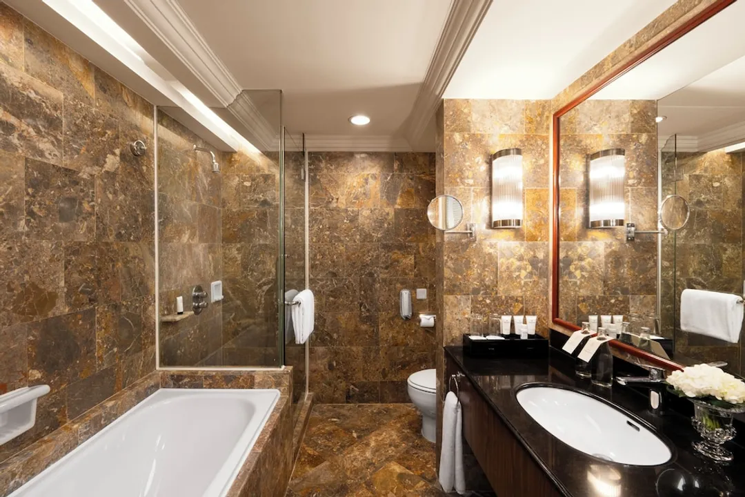 Pan Pacific Hanoi-Studio Balcony Suite-7
