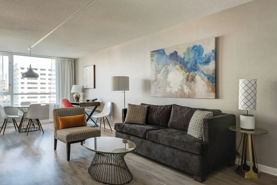 卡瑪納套房飯店-Standard 2-Bedroom Suite (1 King + 2 Twins)-1