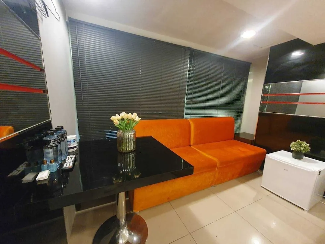 Deco Lux Hotel-Triple shared Bathroom-6
