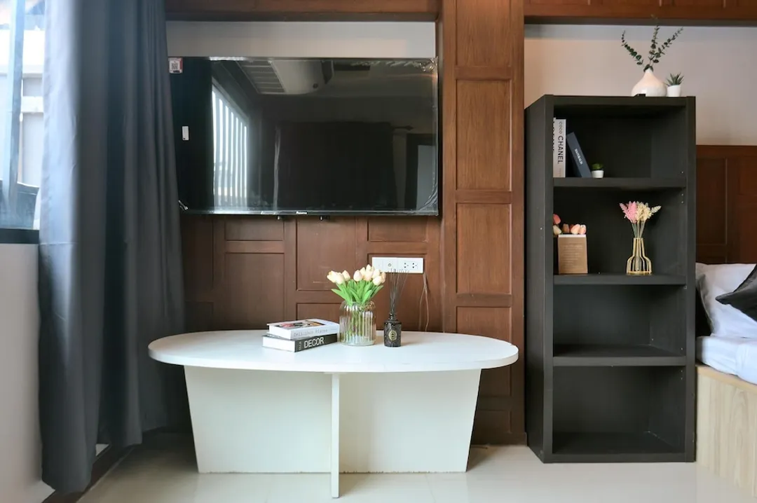 Deco Lux Hotel-Family Studio-2
