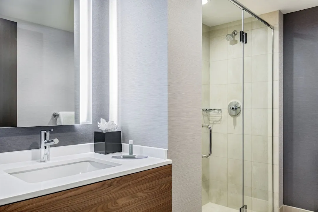 코트야드 뉴욕 맨해튼/타임스 스퀘어 웨스트-룸, 킹사이즈침대 1개 (Mobility Accessible, Roll-in Shower)-5