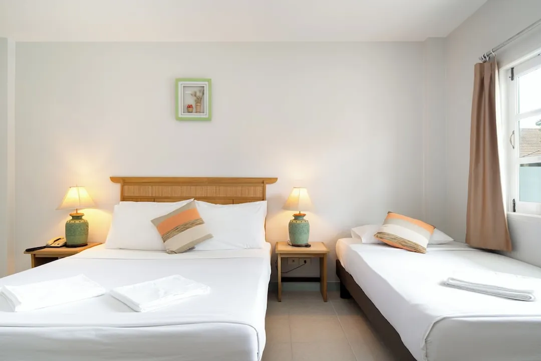 Le Palm Hotel-Double or Twin Room, Balcony, Pool View-3