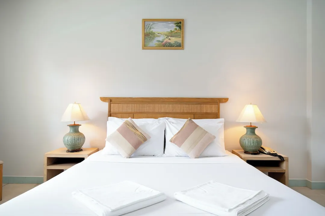 Le Palm Hotel-Double or Twin Room, Balcony, Pool View-1