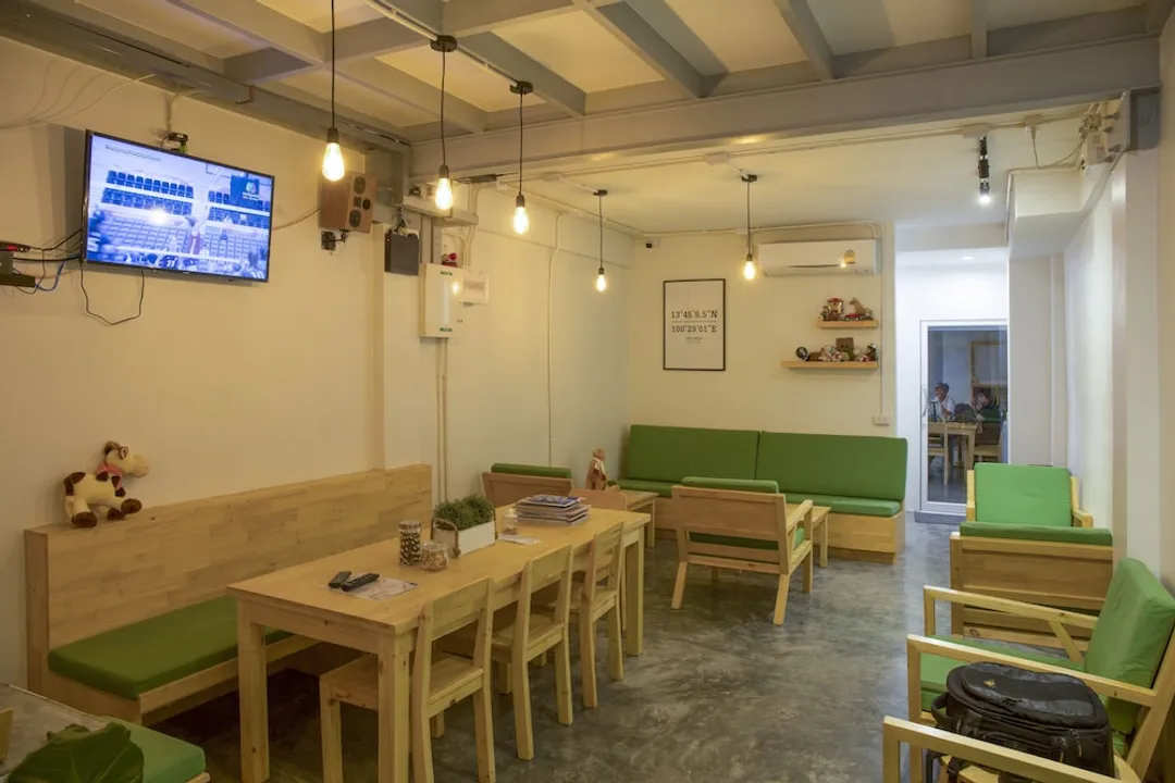 Ekanake Hostel-8-Bed Female Dormitory-12