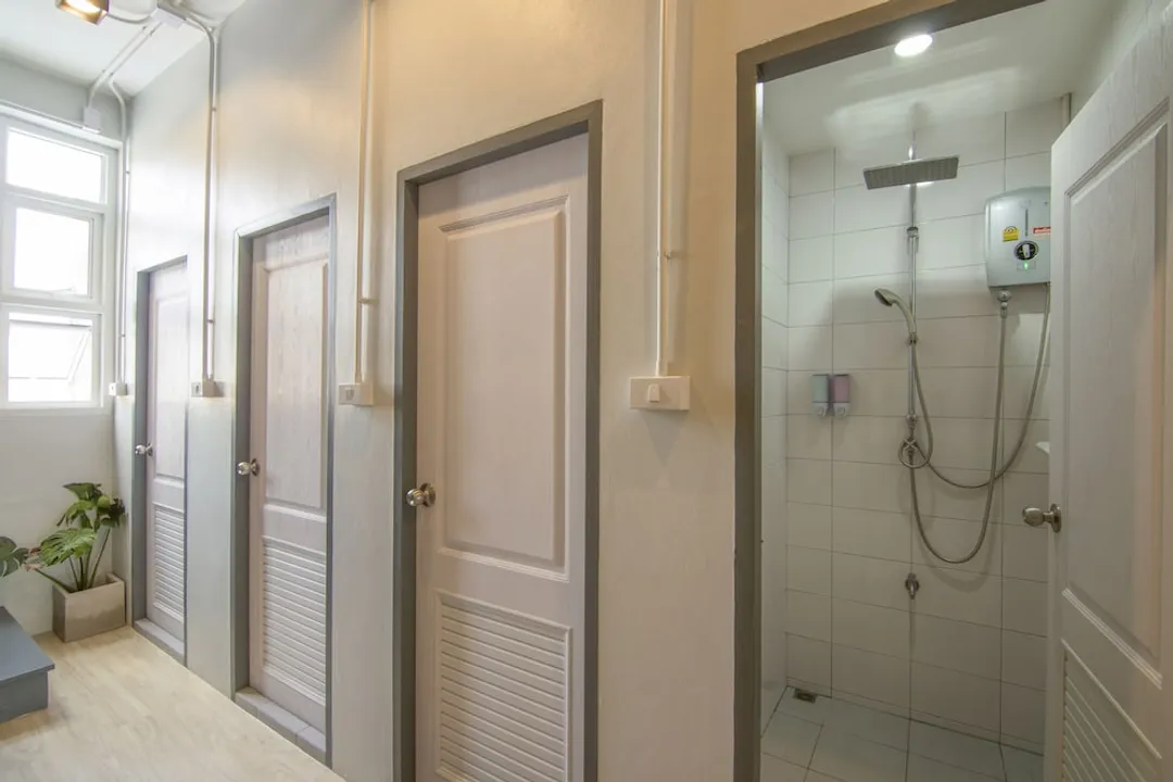 Ekanake Hostel-8-Bed Mixed Dormitory-9