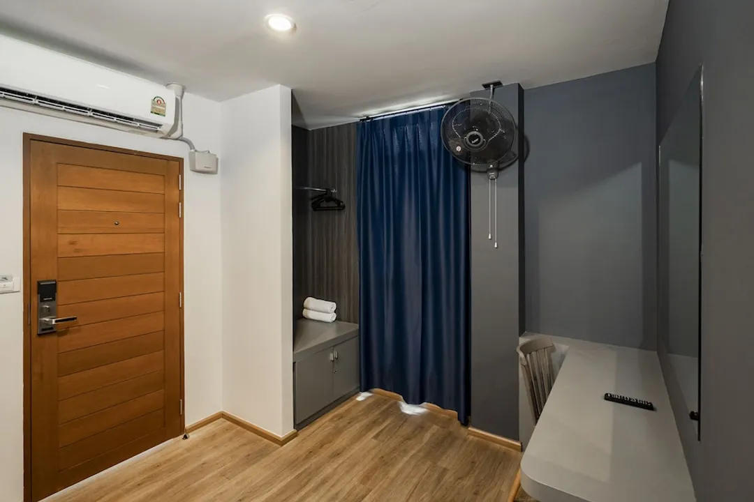 19A 방콕-Standard Room With Shared Bathroom-2
