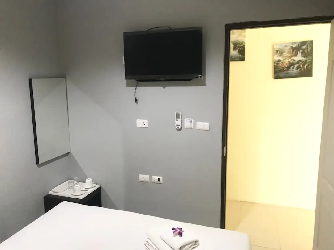 哈利住宅飯店-標準雙人房-2