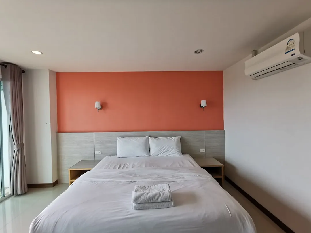 The Base Hua Hin-高級雙人房-4