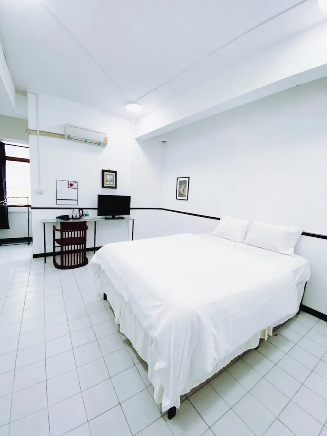Bob House MRT Hua Lamphong-Double Room-1
