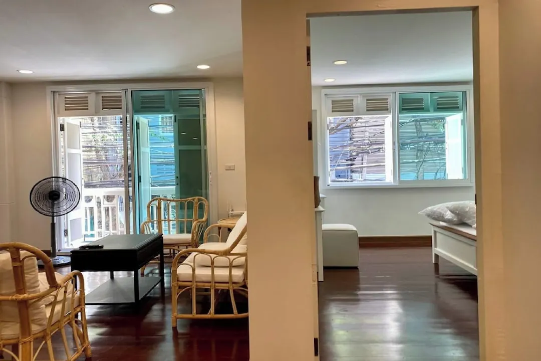 Forgotten Hostel Silom-Standard Twin Room-6
