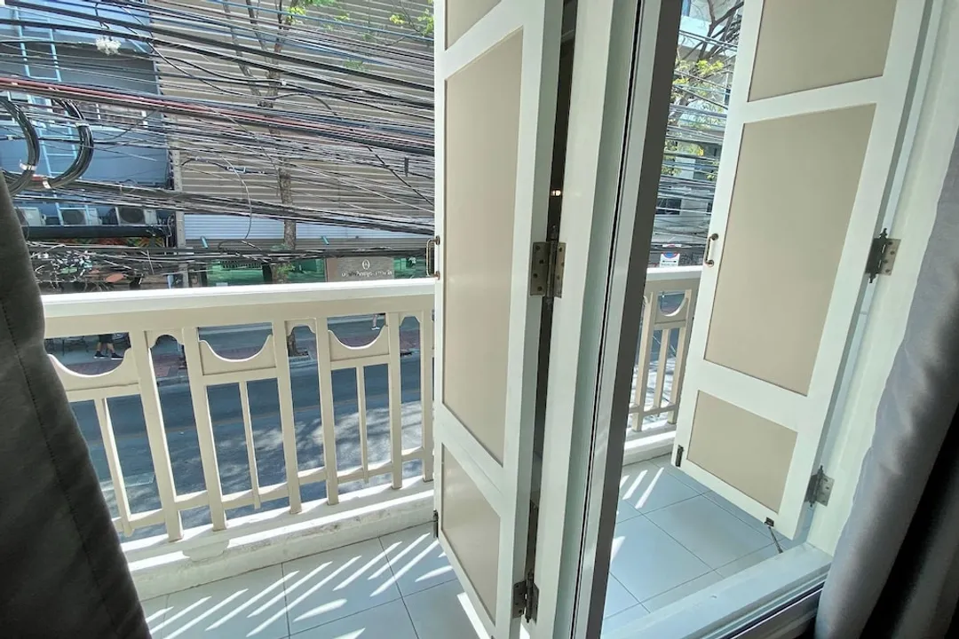 Forgotten Hostel Silom-Standard Twin Room-3