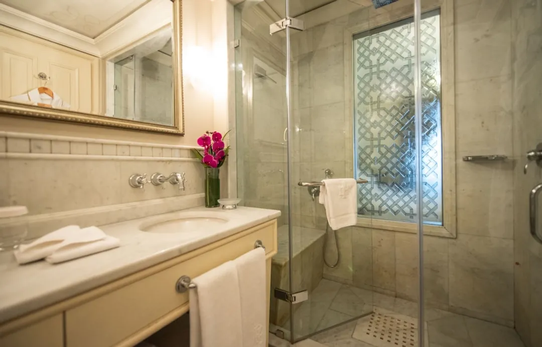 佩拉宮殿飯店-Deluxe Pera Side Room with King Bed-5