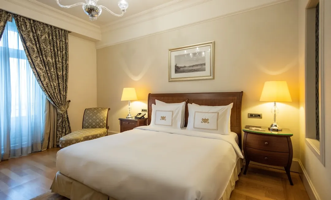 佩拉宮殿飯店-Deluxe Golden Horn Side Room with King Bed-3