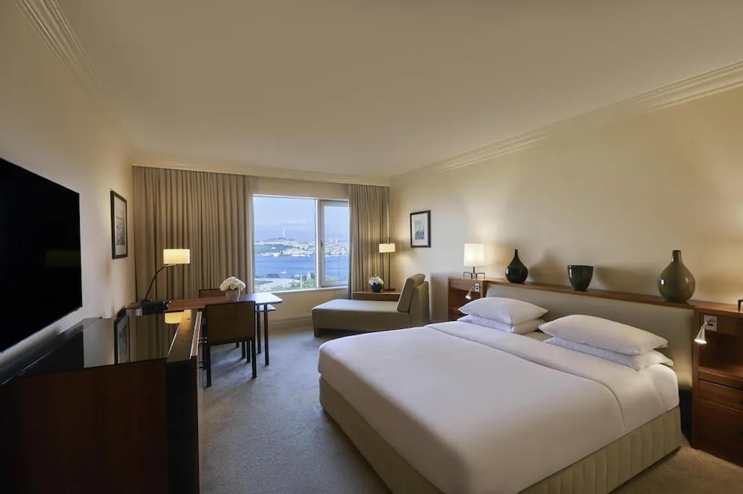 伊斯坦堡君悅飯店-客房, 1 張特大雙人床 (Bosphorus View, Club Access)-1