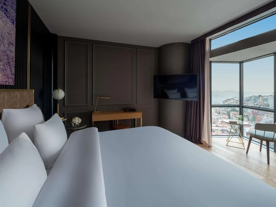 ソフィテル イスタンブール タクシム-Prestige Suite, One Bedroom, Bosphorus View, King Bed (Club Millesime Access)-5