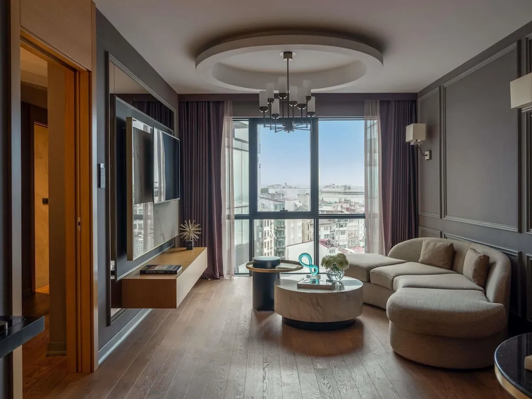 ソフィテル イスタンブール タクシム-Prestige Suite, One Bedroom, Bosphorus View, King Bed (Club Millesime Access)-1