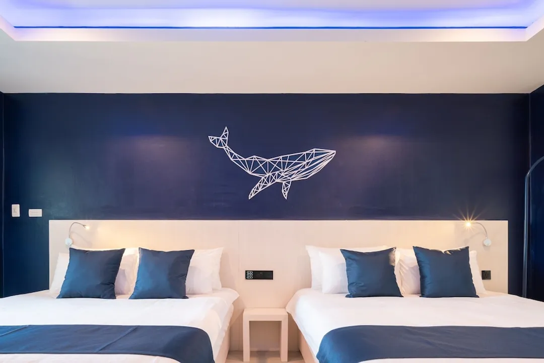 Akira Pattaya-Premier Twin Room-2