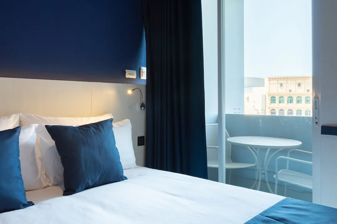Akira Pattaya-Premier Room, 1 King Bed-1