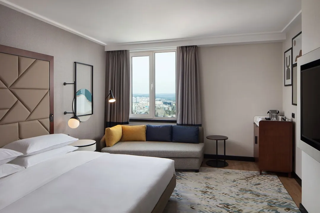 Sheraton Istanbul Levent-俱乐部套房, 1 张特大床, 吸烟房, 转角-2