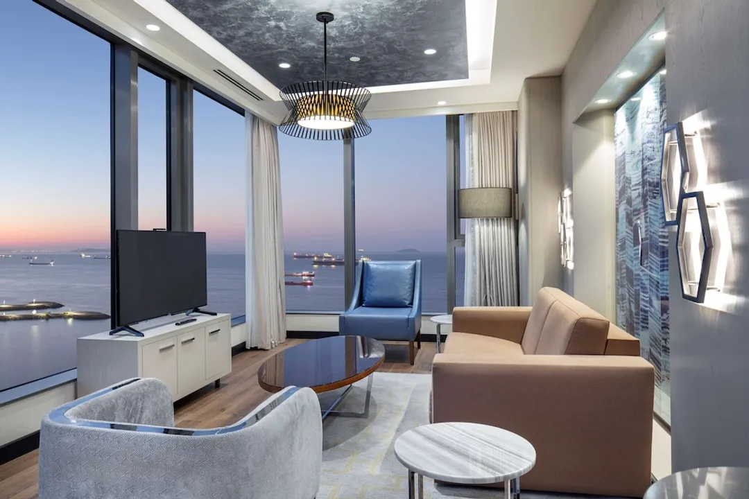 힐튼 이스탄불 바키르코이-Grand Deluxe Suite with Sea View-5