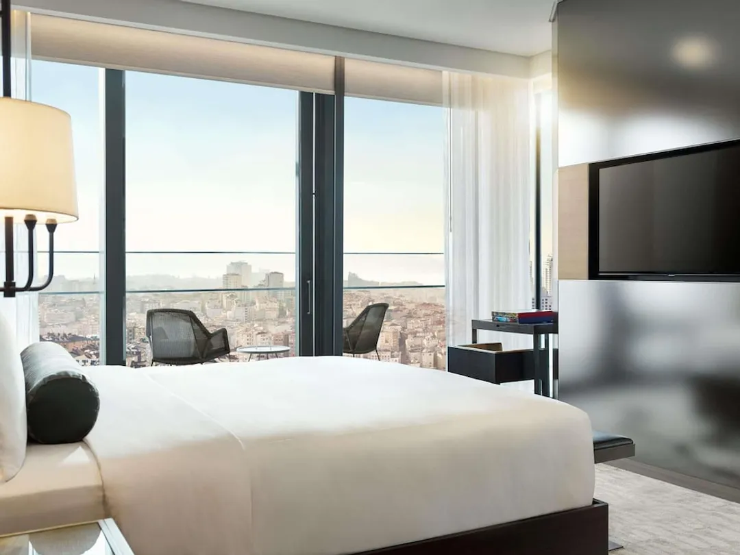 伊斯坦堡類星體費爾蒙飯店-GRAND 1 BEDROOM SUITE Bosphorus View King, Lounge Access-6