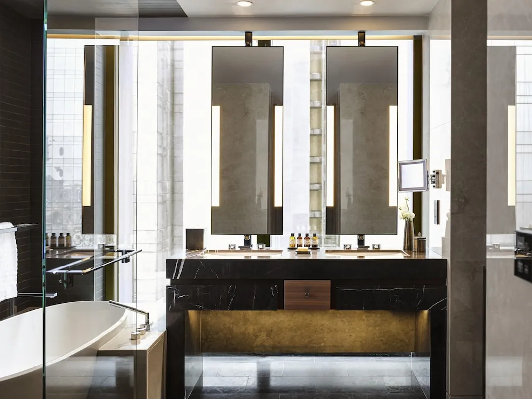 伊斯坦堡類星體費爾蒙飯店-GRAND 1 BEDROOM SUITE Bosphorus View King, Lounge Access-4