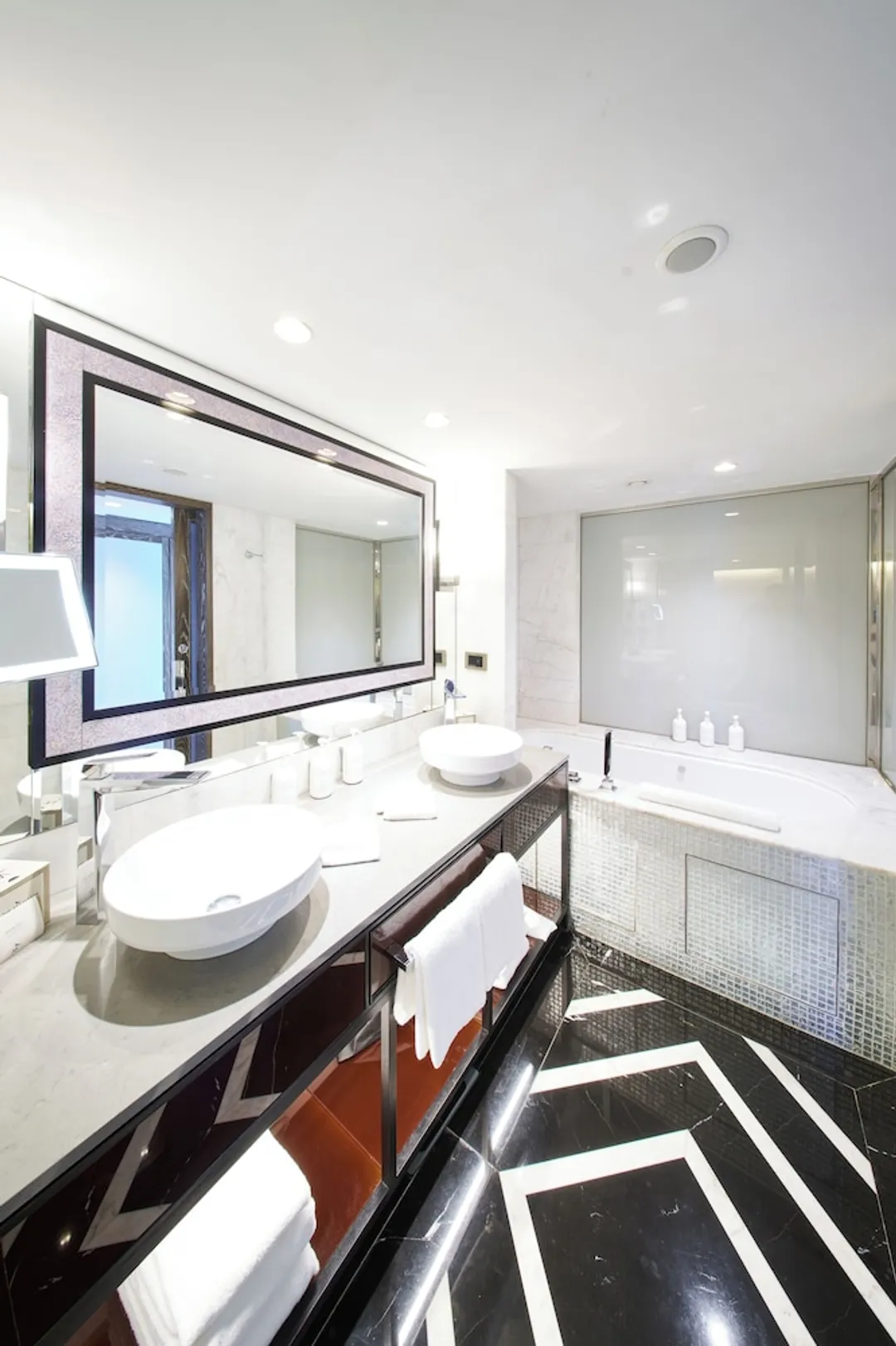 塔克西姆瑪律馬拉飯店-Bosphorus Suite, Lounge Access-4