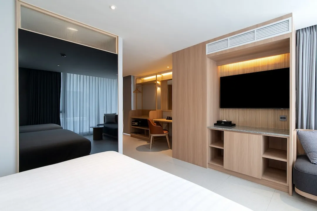 沙吞桑飯店-Premier Family Suite-2