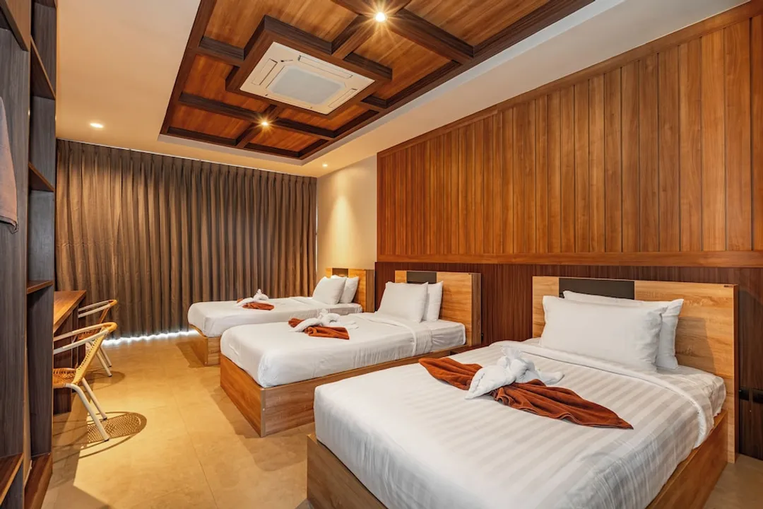 マラバールプールヴィラプーケット-Deluxe triple room with private pool-1