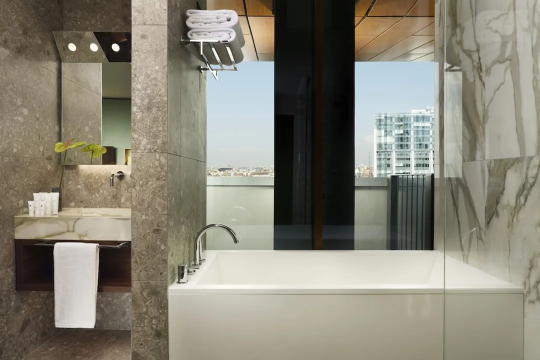Milano Verticale | UNA Esperienze | Preferred Hotels and Resorts-Penthouse (Duomo / City Life)-5