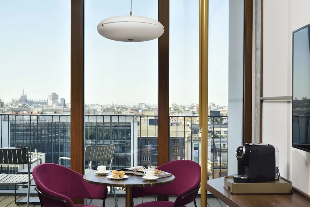 Milano Verticale | UNA Esperienze | Preferred Hotels and Resorts-Junior Suite, City View (with 1 Rollaway Bed)-5