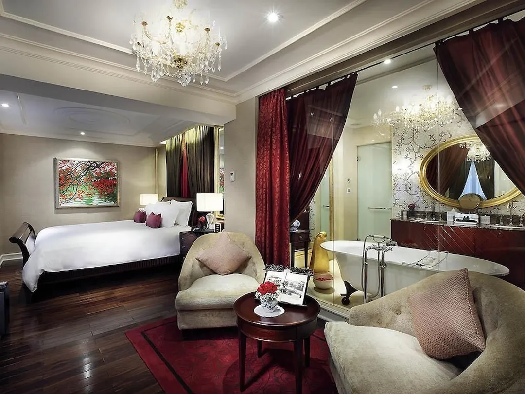 索菲特河內大都市傳奇酒店-Opera wing, Grand Prestige Suite with Club Privileges and Benefits, King Bed-1