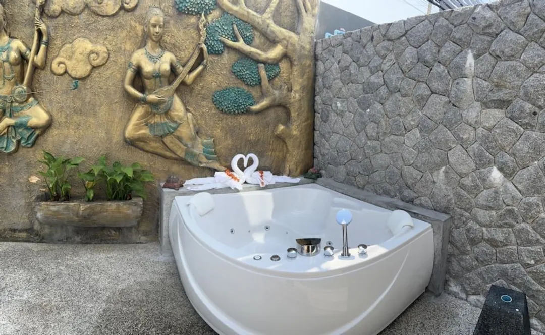 Peace Blue Naiharn Naturist Resort Phuket-Exclusive Studio Suite-11