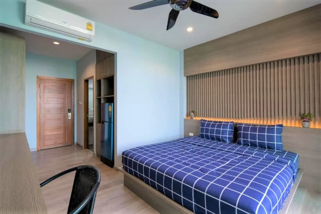 Peace Blue Naiharn Naturist Resort Phuket-Superior Room - King Bed-1