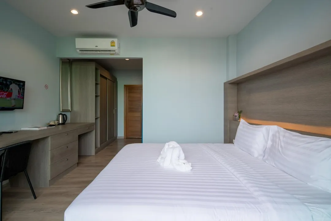 Peace Blue Naiharn Naturist Resort Phuket-Superior Double or Twin Room, 1 Bedroom, Pool View, Ground Floor-7