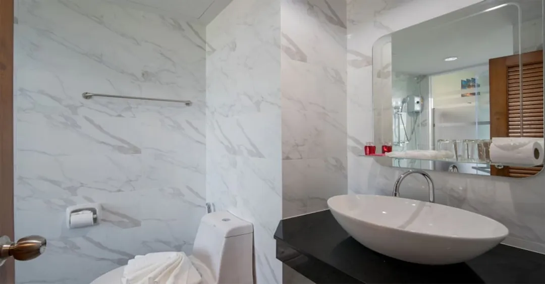 Peace Blue Naiharn Naturist Resort Phuket-Superior Room - Twin Bed-8