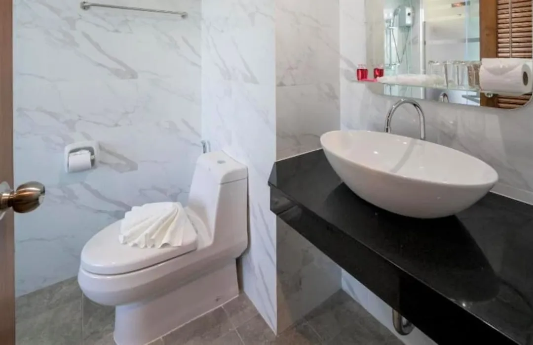 Peace Blue Naiharn Naturist Resort Phuket-Two Bedrooms Family Deluxe-13
