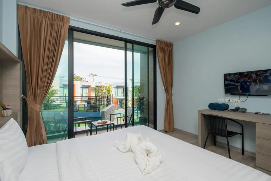 Peace Blue Naiharn Naturist Resort Phuket-Two Bedrooms Family Deluxe-6