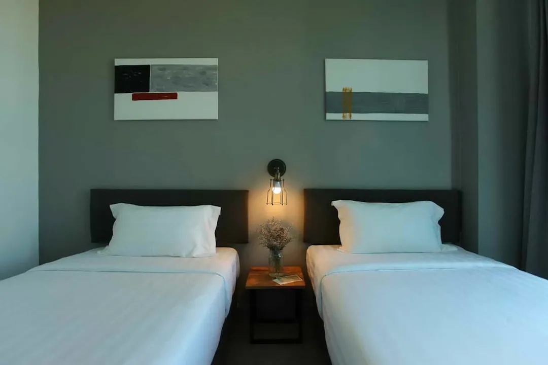 華欣石雕頭飯店-Superior Twin Room-3