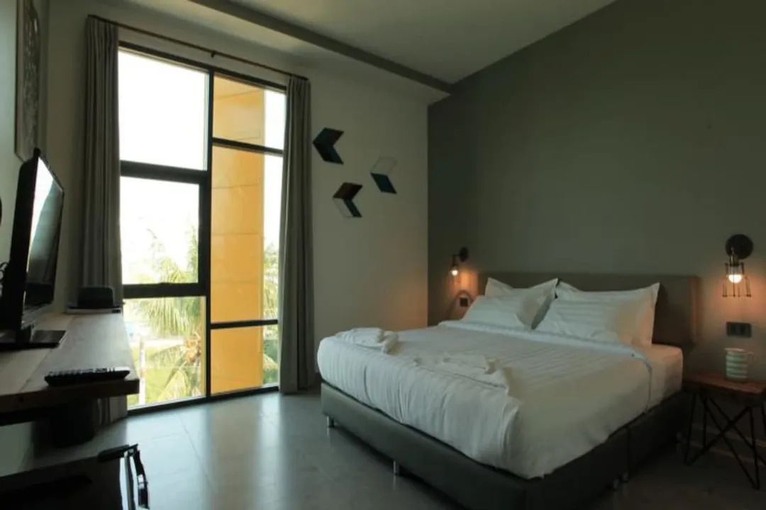 華欣石雕頭飯店-Superior Double Room-5