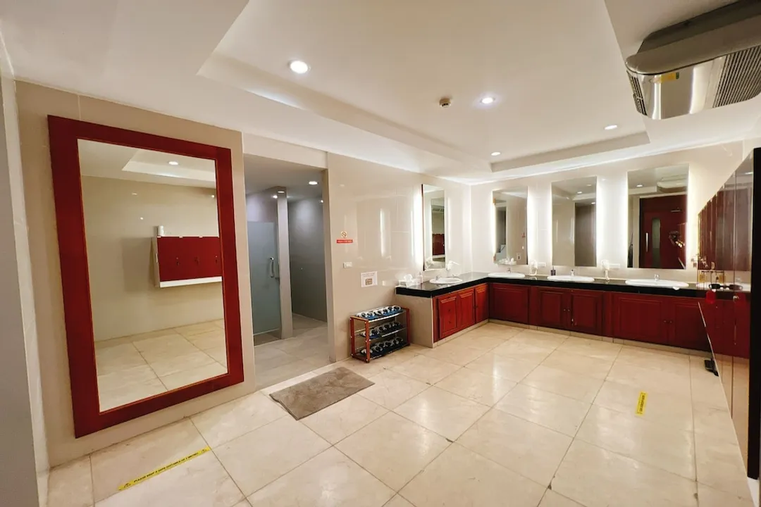The Bedrooms Hostel Pattaya-Family Room, Shared Bathroom-15