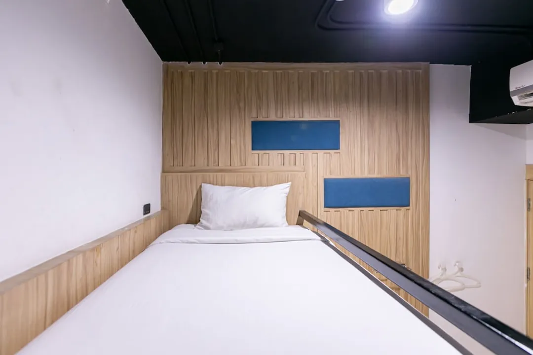 The Bedrooms Hostel Pattaya-Private Bunkbeds-5