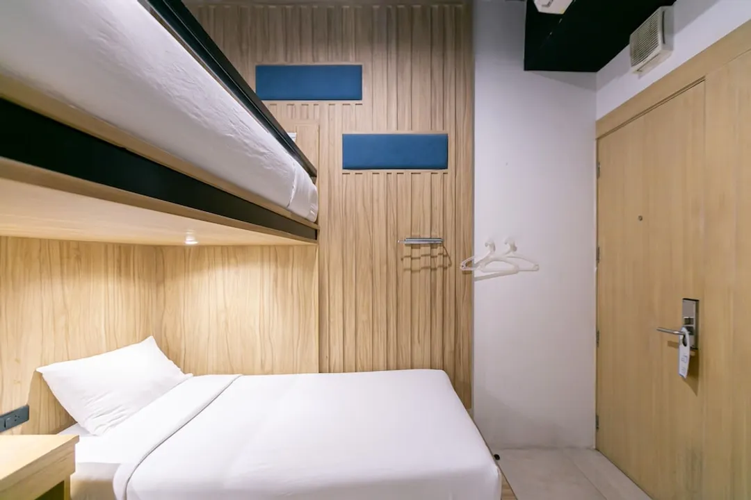 The Bedrooms Hostel Pattaya-Private Bunkbeds-3