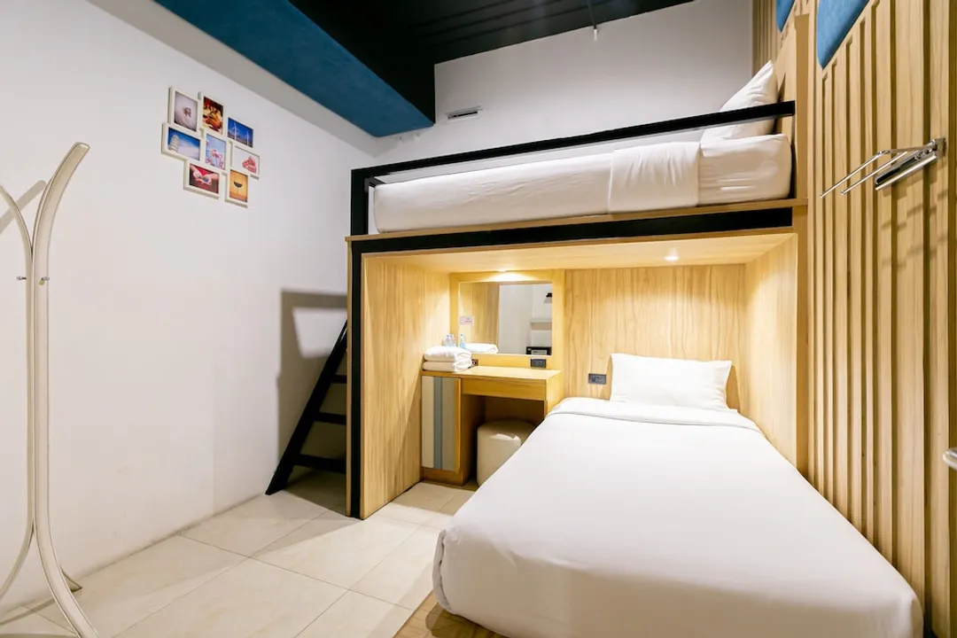 The Bedrooms Hostel Pattaya-Private Bunkbeds-1