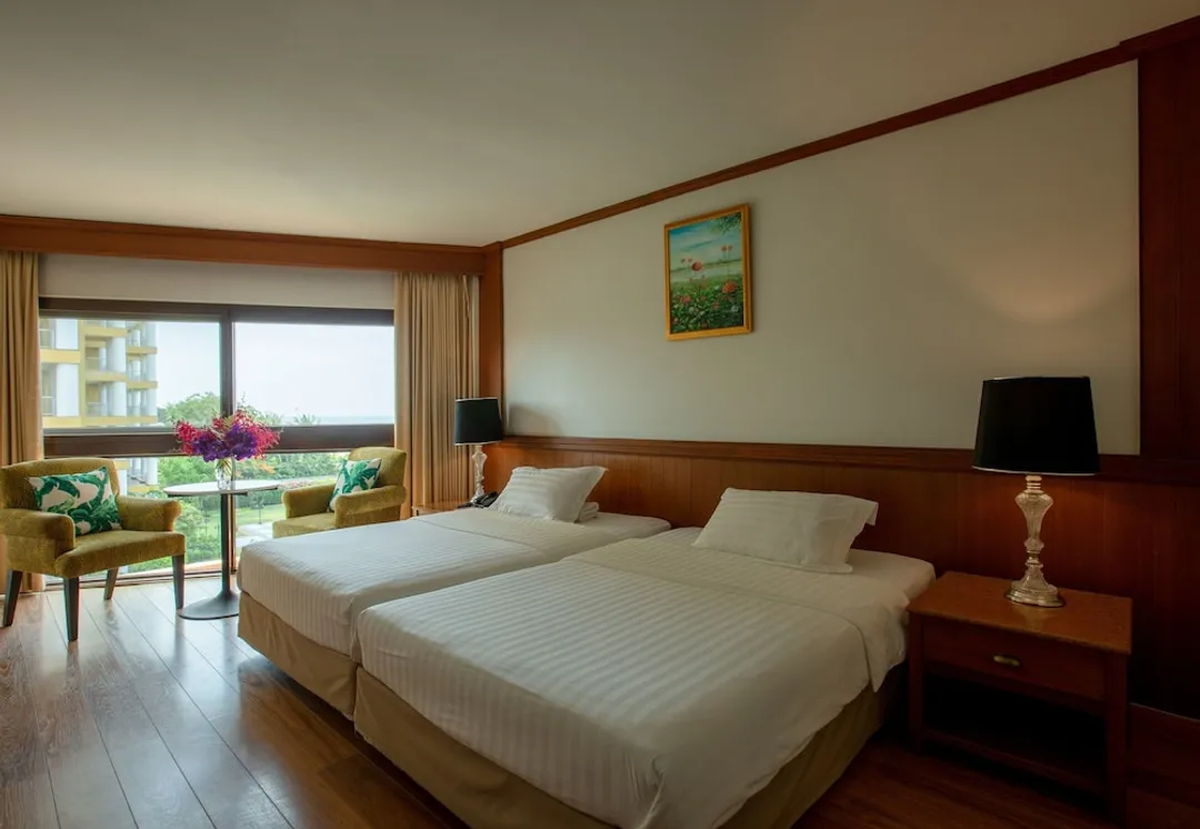 華欣賽爾隆飯店 - SHA Extra Plus 認證-Deluxe room (Twin Bed)-4