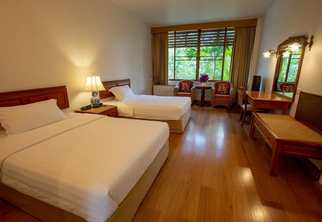 華欣賽爾隆飯店 - SHA Extra Plus 認證-Superior Room (Twin Bed)-1
