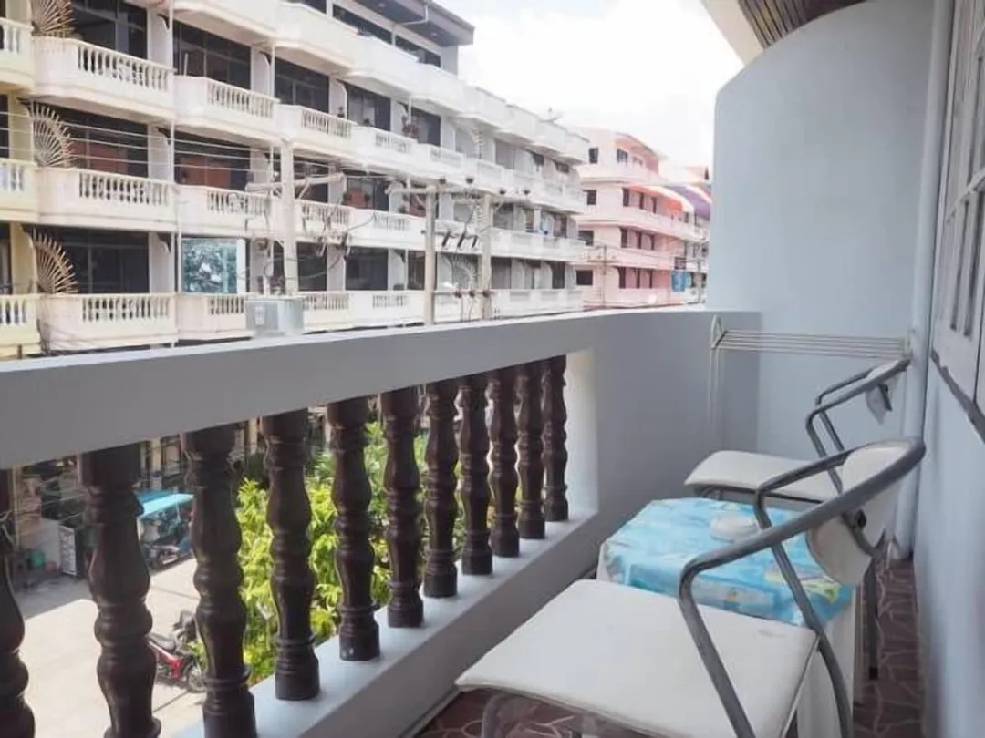 ステファンズ ゲストハウス-Large Balcony Room-4
