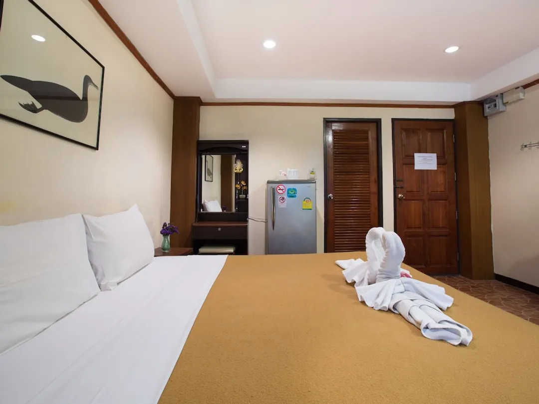 ステファンズ ゲストハウス-Large Room No Balcony-5