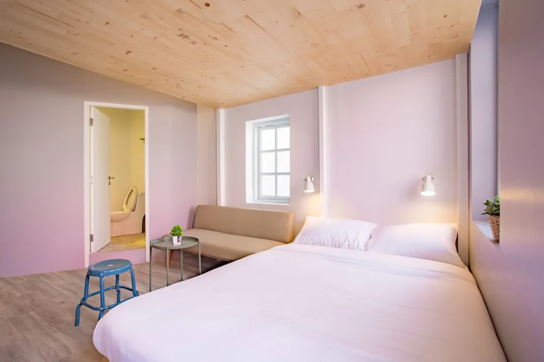 Nornyaowarat Hostel-Family Suite, Private Bathroom, Corner-3